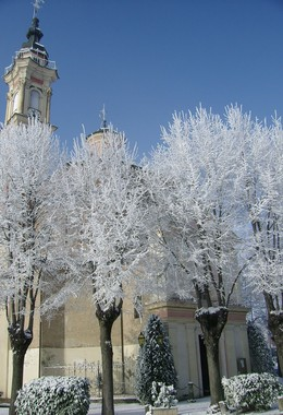 Santuario innevato